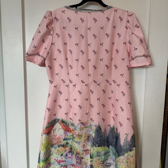 Pink Village Scene Dress sz Large - Picture 3 of 4